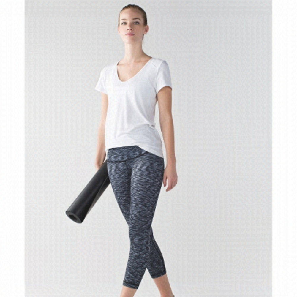 Lululemon Wunder Under Hi-Rise Crop Dramatic Static White Black Size 4